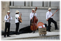 concerts_street_prague2.jpg