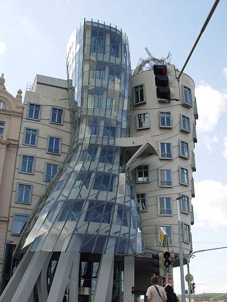 Dancing House