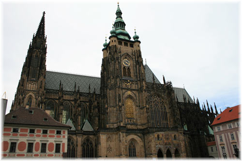 cathedral_prague0.jpg