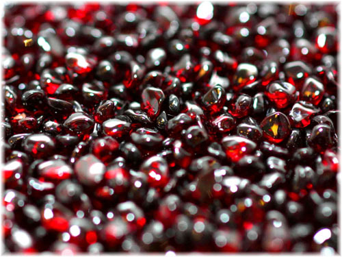 Semiprecious garnet stone – Prague Arts Tour